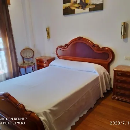 Apartamento Calle Sainza 2 Apartment *