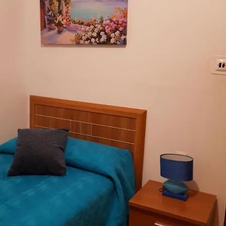 Apartamento Calle Sainza 2 Apartment *